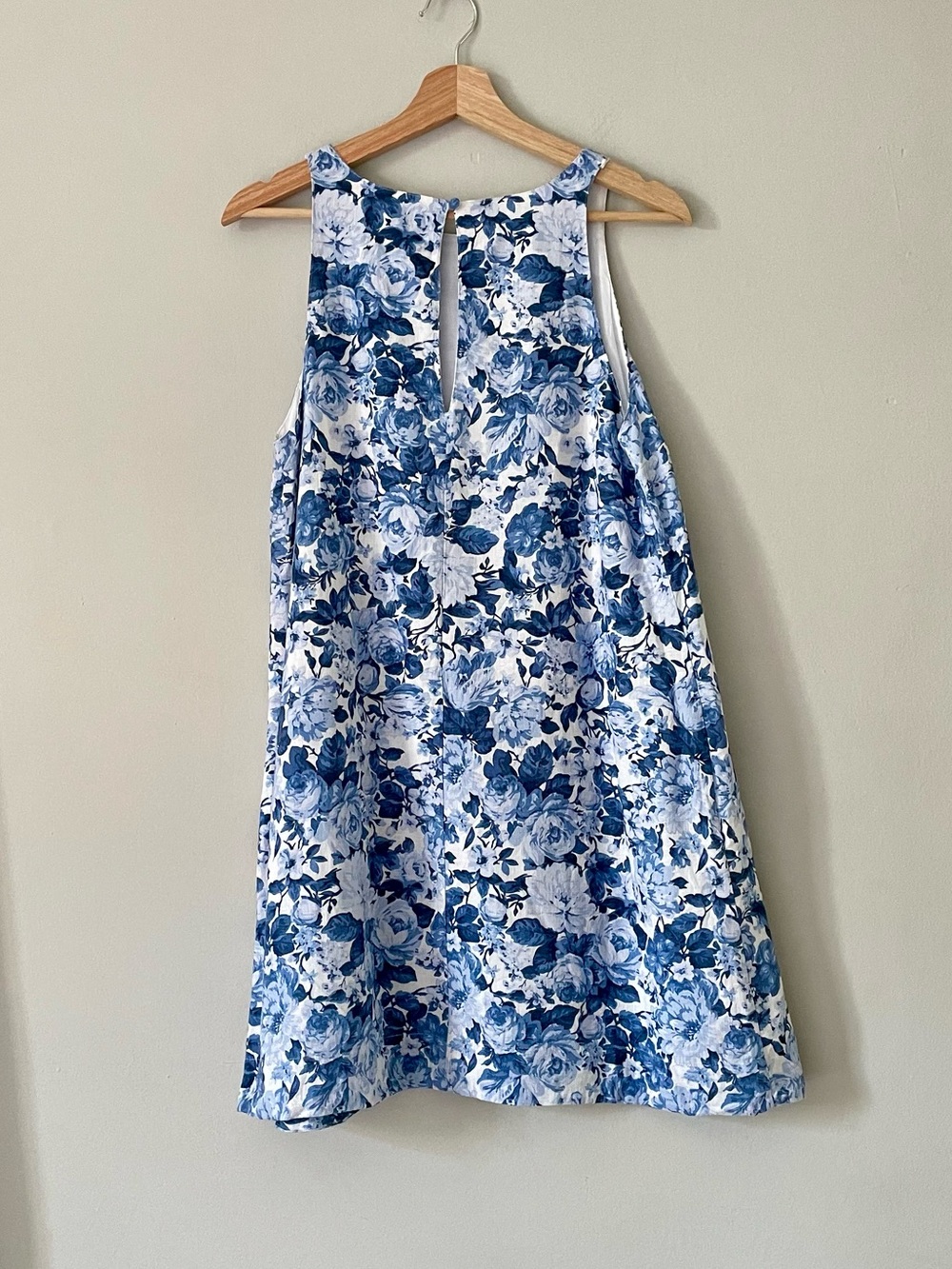 Abercrombie & Fitch Blue Floral Linen Swing Dress - Picture 2 of 3